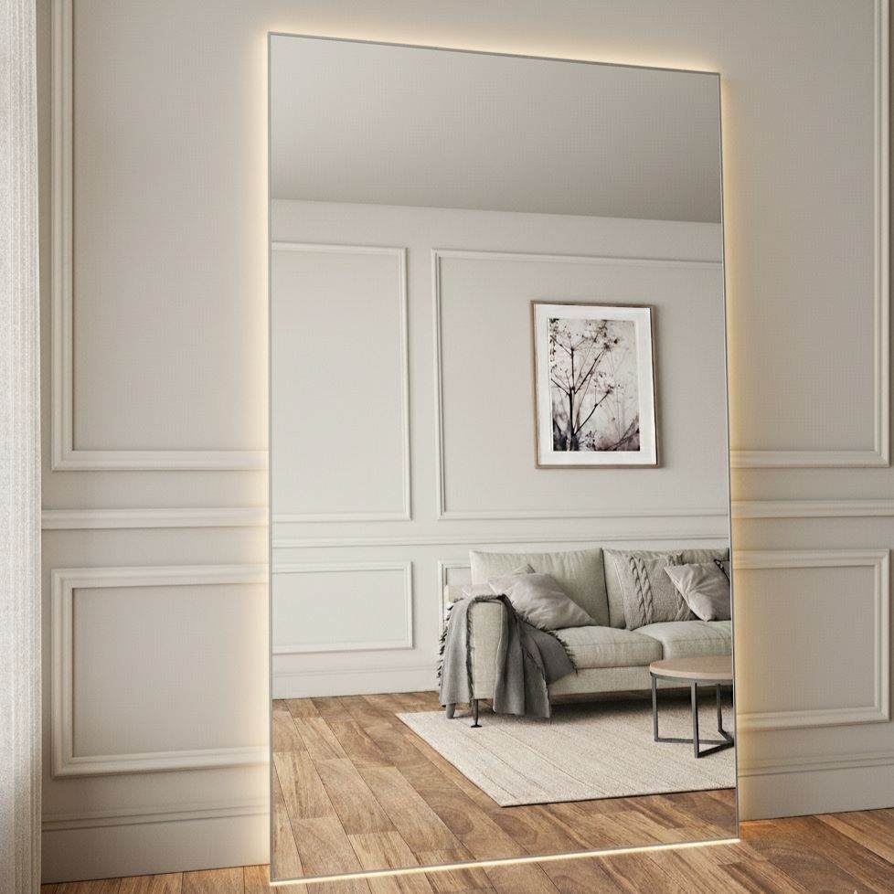 Slimline Ganzkörperspiegel mit LED-Beleuchtung und Silber Rahmen (130x220 cm)