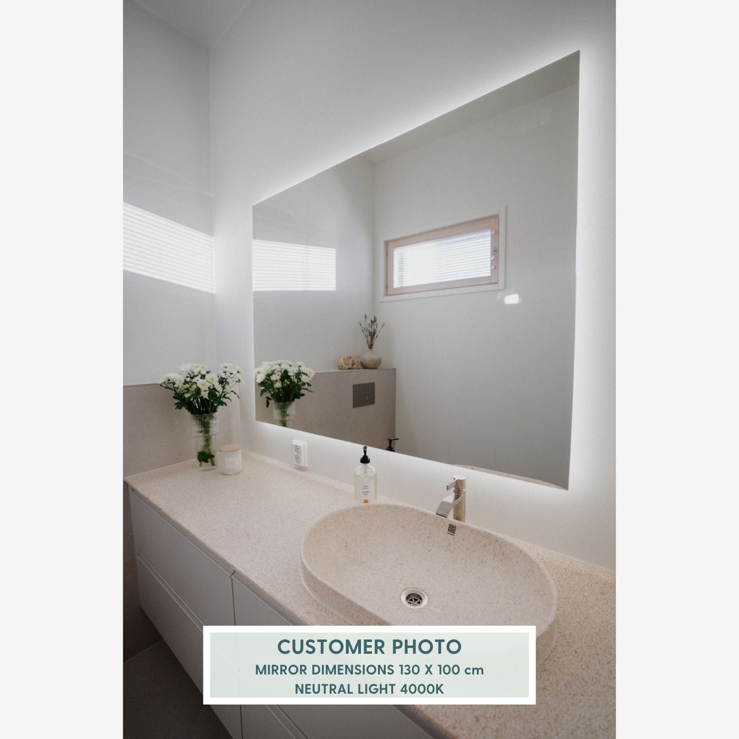 Rectangular mirror with LED lights (50x60 cm)