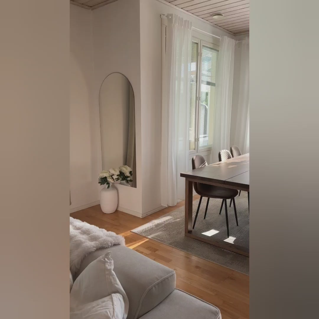 Video laden: Kaari - Moderner Bogenspiegel (100x170 cm)