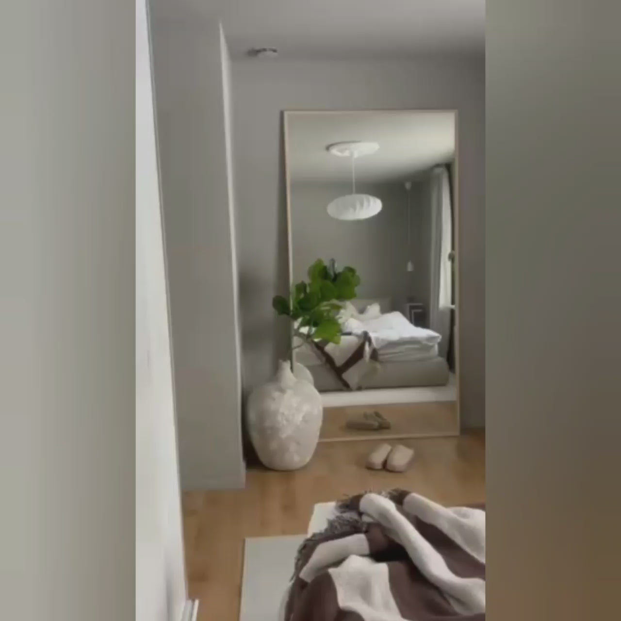 Video laden: Slimline - Ganzkörperspiegel Mit Birkenrahmen (110x210cm)