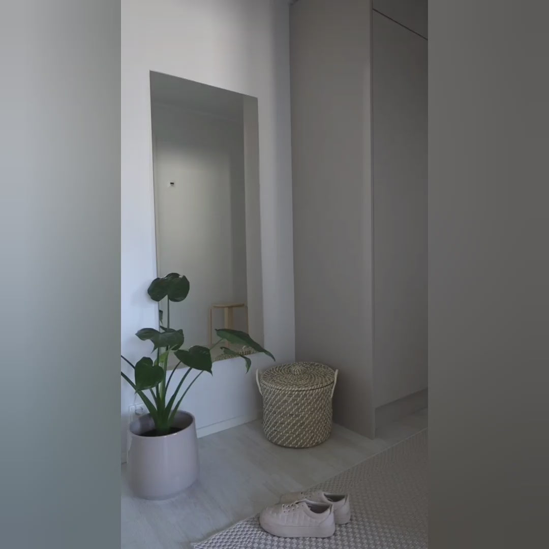 Load video: Rectangular Mirror With Lights (140x60cm)