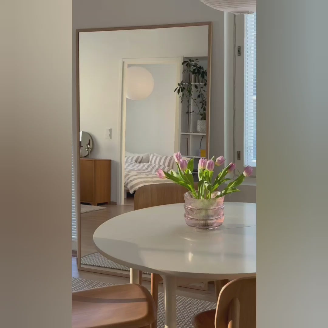 Video laden: Slimline - Schmaler Spiegel Mit Eichenrahmen (50x60 cm)